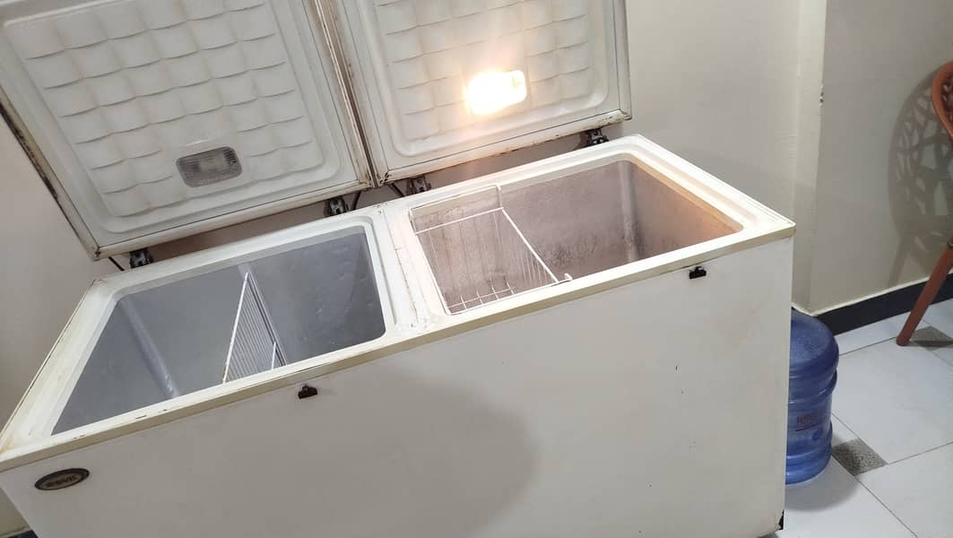Waves deep freezer 4