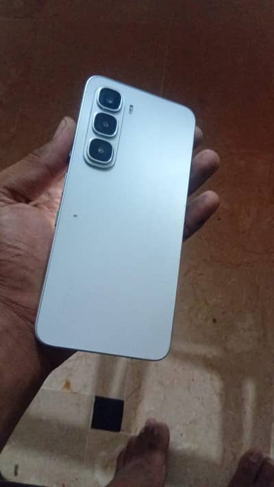 Infinix Hot 60i