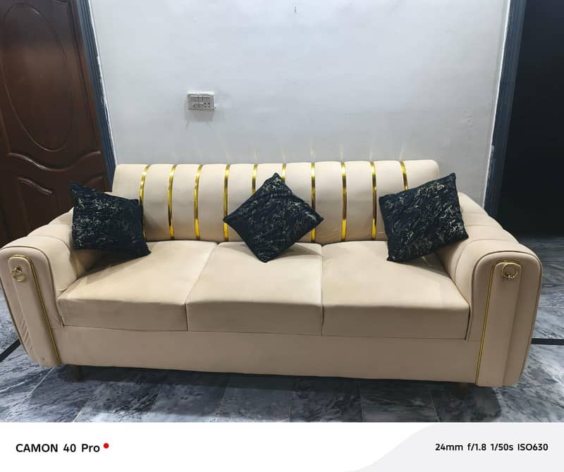 5seater sofa 3