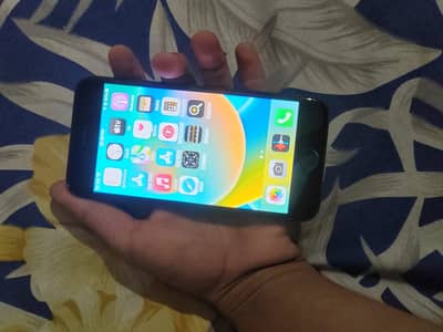 Apple iPhone 8