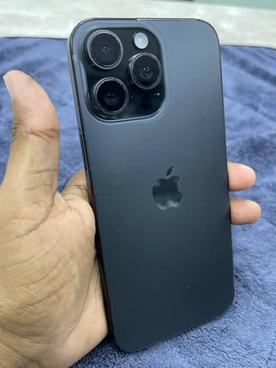 Apple iPhone 16 Pro Max