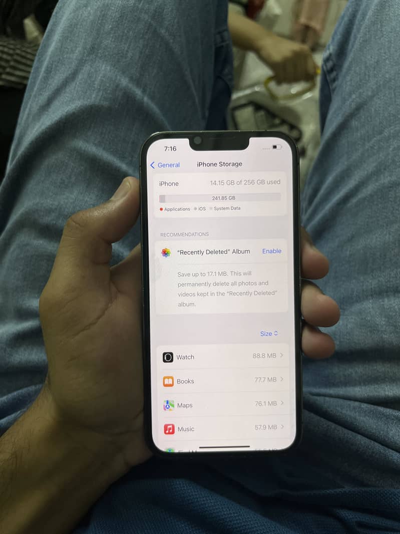 iPhone 13 Pro 3