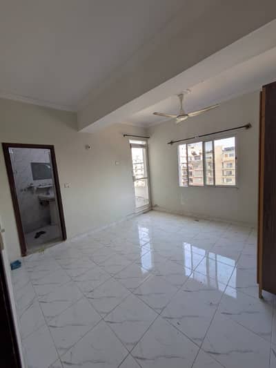 Two-bedroom unfurnish apartment available for rent