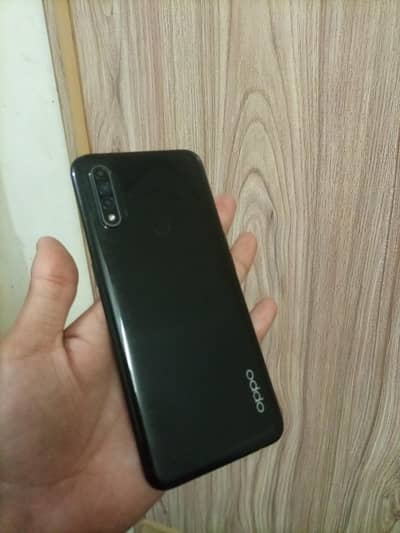 OPPO A31