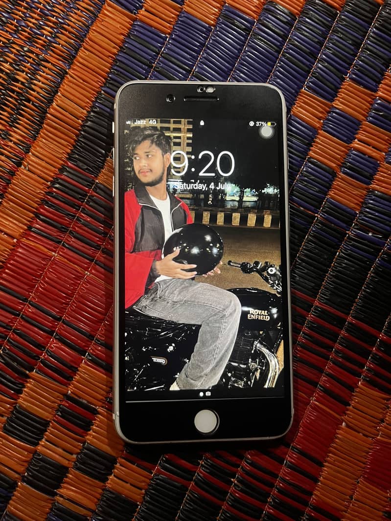 Apple iPhone 7 Plus 3