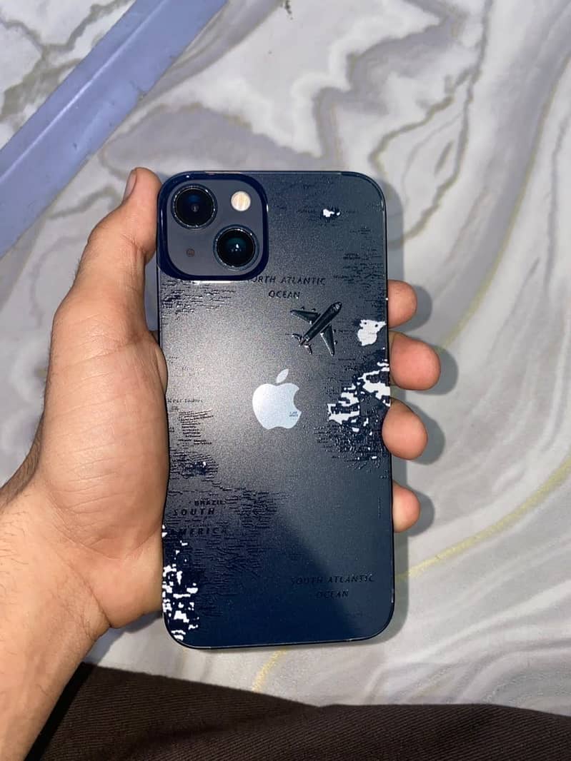 Apple iPhone 13 3