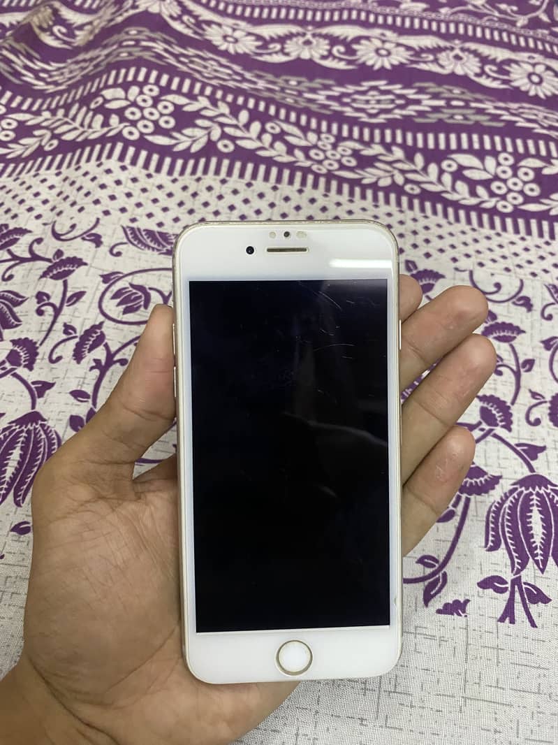 Apple iPhone 8 1