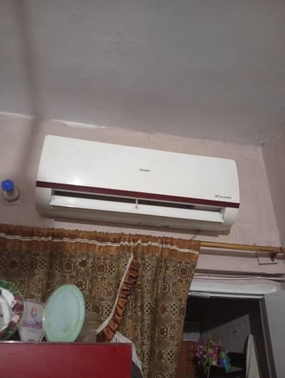 haire 2025 Ka model ha almost new ha only 6 months used . .