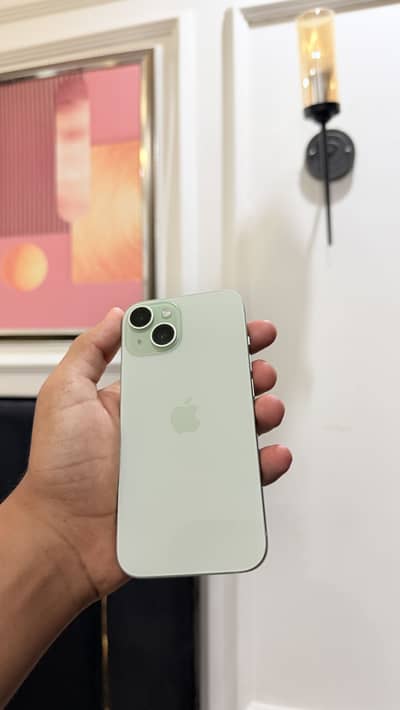 Apple iPhone 16