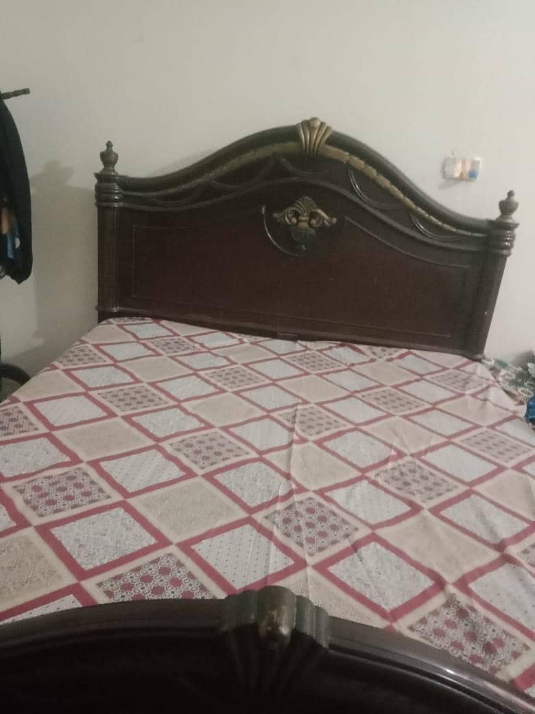 king bed 1