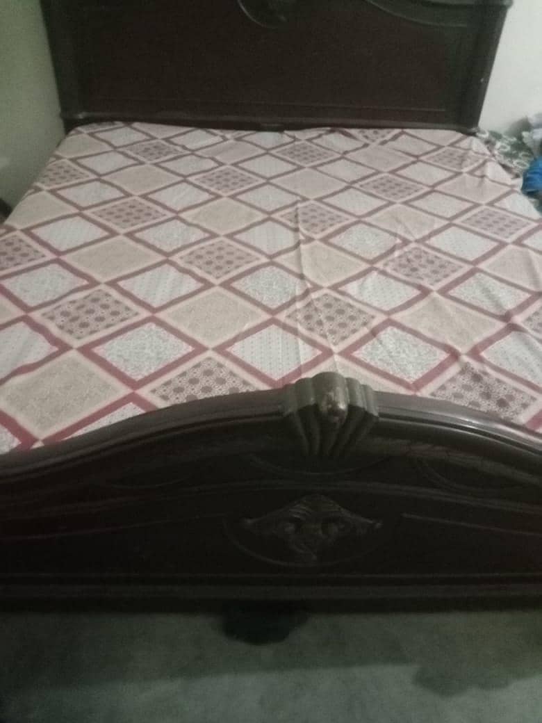 king bed 3