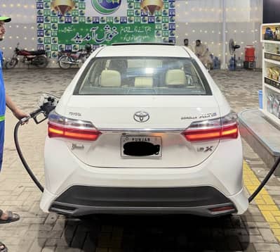 Toyota Altis Grande 2021 1.8 full option urgent sale