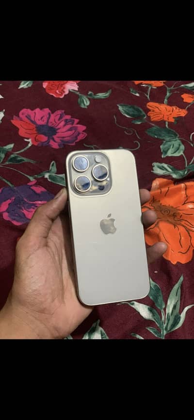 Apple iPhone 15 Pro