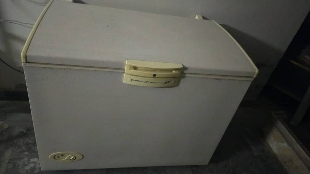 Dawlance freezer 0