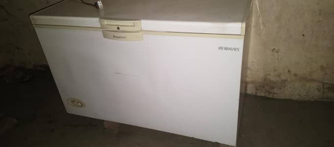 wave's Deep freezer for sale new condition big size single door