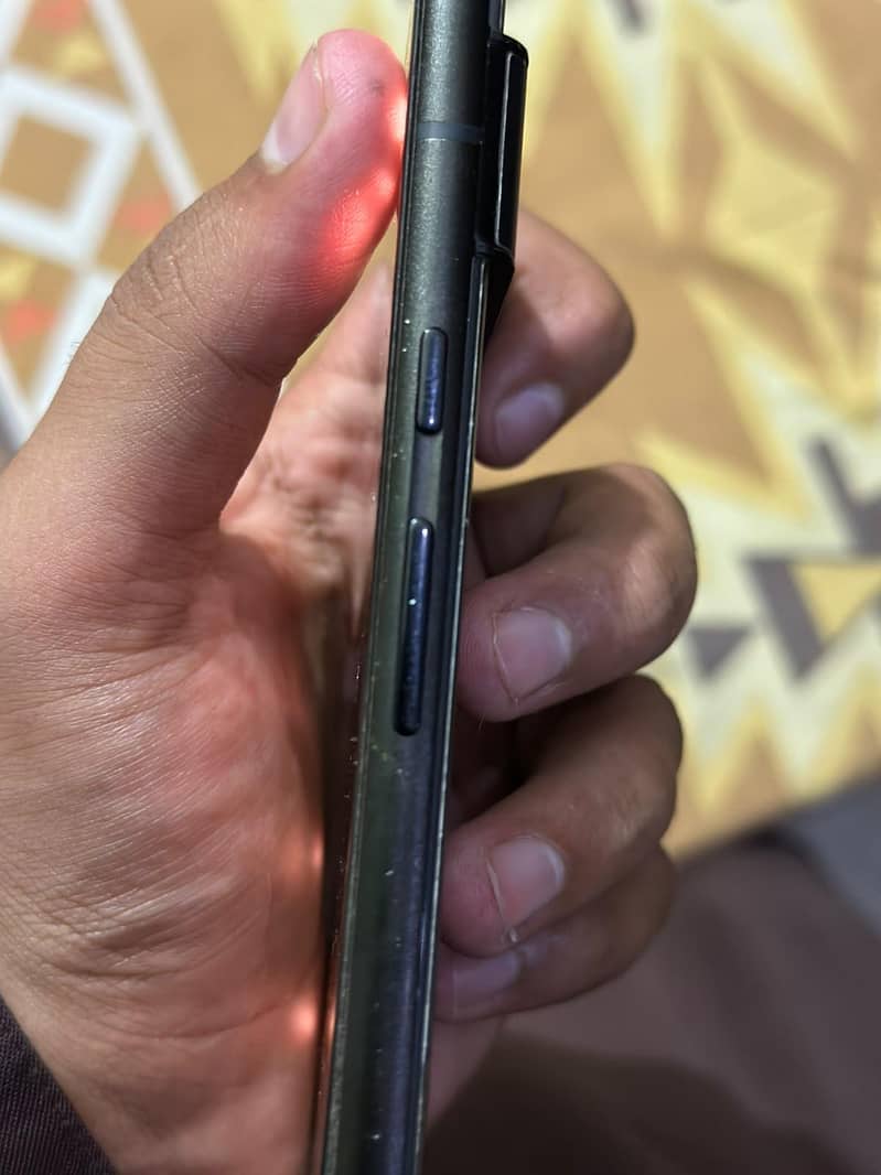 Google Pixel 6 4