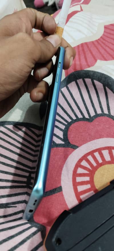 One Plus 8   8 GB RAM 128 GB ROOM