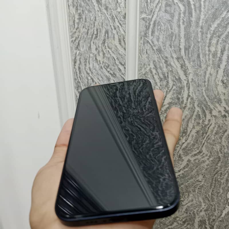 Apple iPhone 12 7