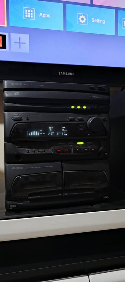 Kenwood RXD-C3 3-CD Changer Sound System (2 Speakers & Original Remote