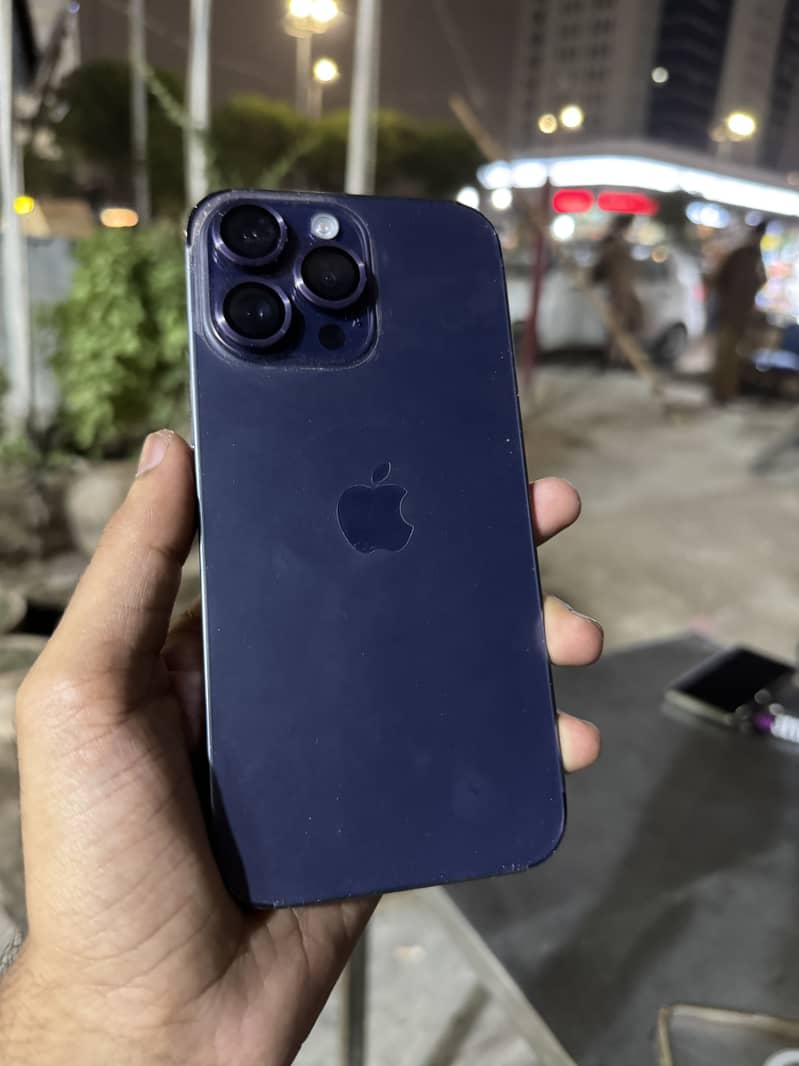 Iphone 14 pro max 3