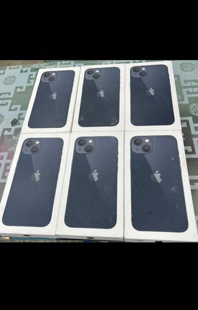 Apple iPhone 13