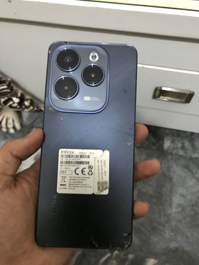 Infinix Note 40 Pro 0