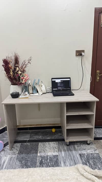 Study table