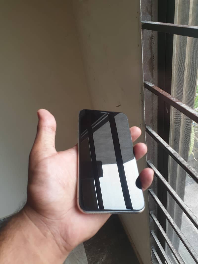 Apple iPhone X 1