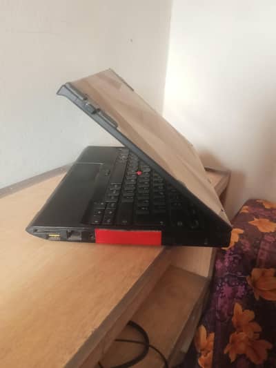 x 230.4GB Ram. 250GB HDD