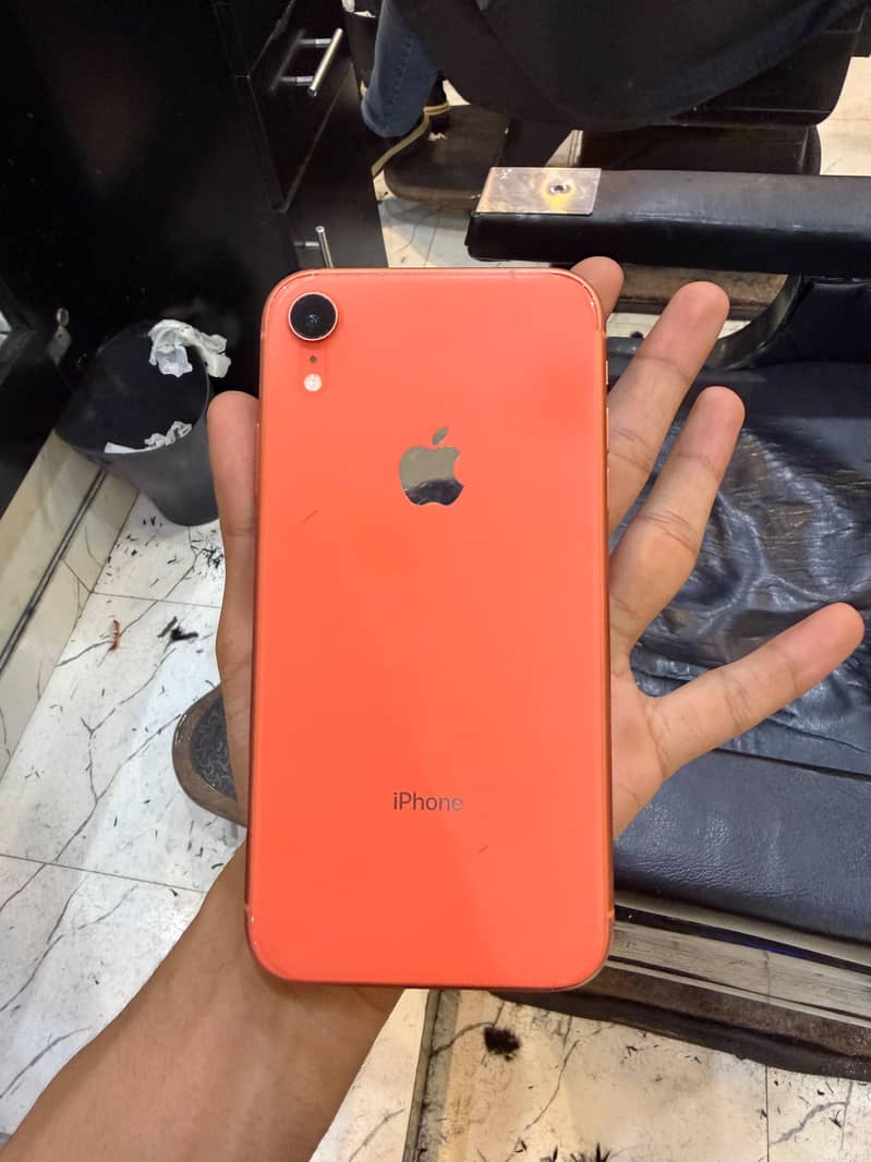 iPhone xr 2