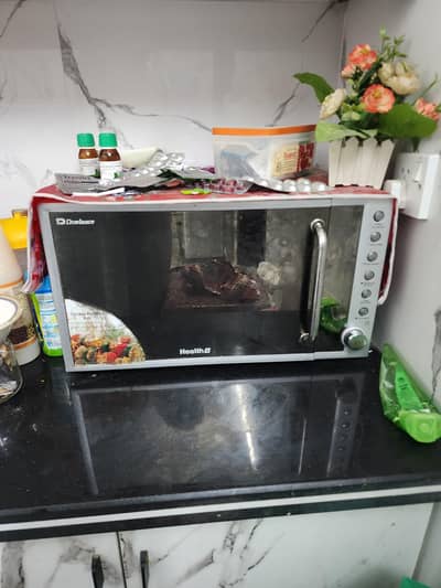 Dawlance microwave oven