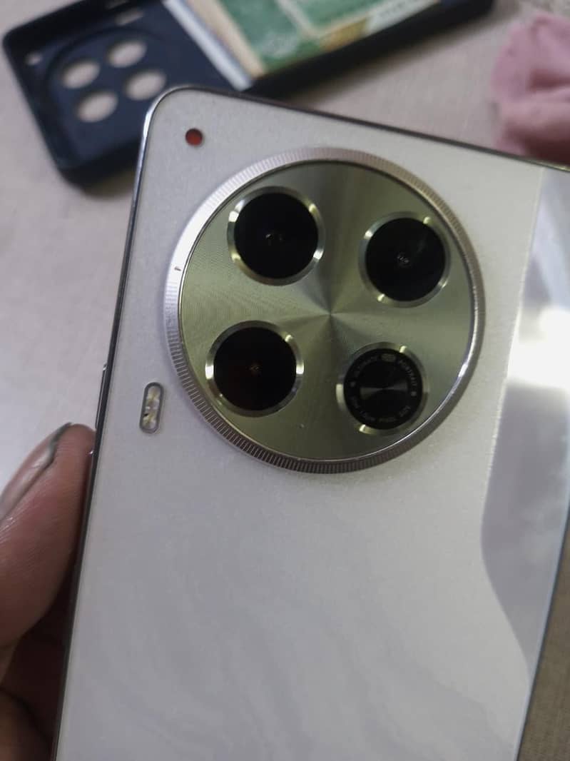 Tecno CAMON 30 3