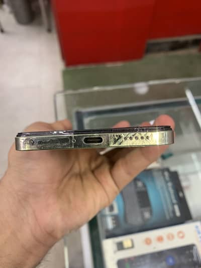 Vivo Y100