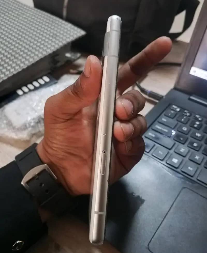 Google Pixel 7a 3