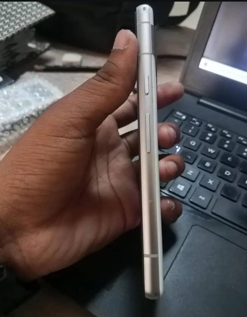 Google Pixel 7a 6