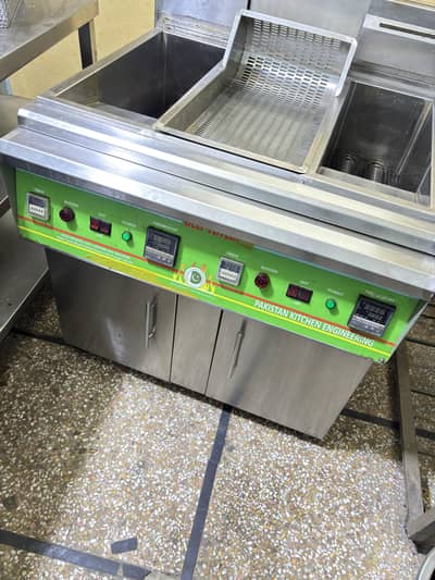 Commercial Double Fryer In RWP
