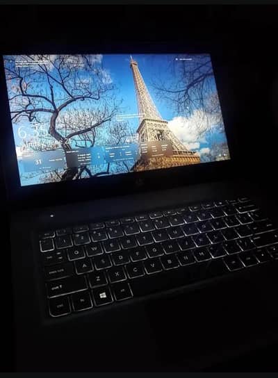 Core i7 6th Gen | 8GB RAM | 256GB SSD | Excellent