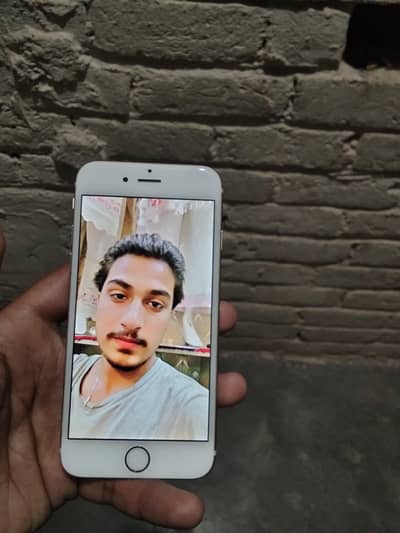 Apple iPhone 6