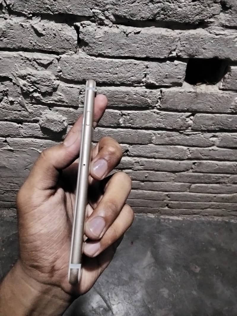 Apple iPhone 6 2