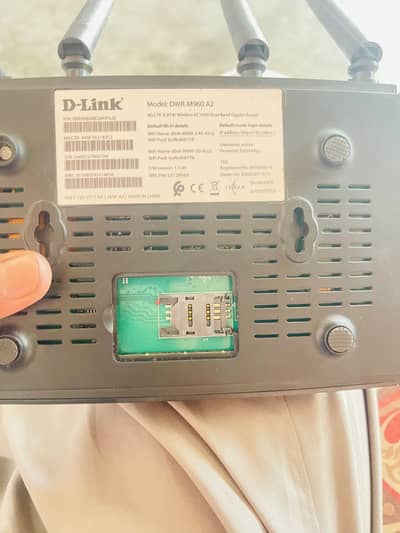D-Link DWR-M960 4G LTE Dual Band AC1200 Wireless Router with SIM Slot
