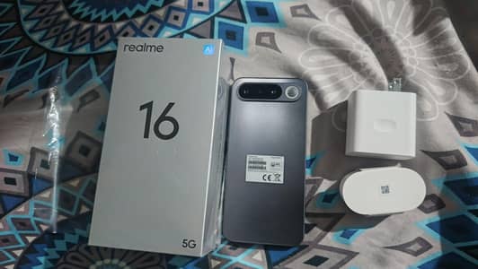 realme 16