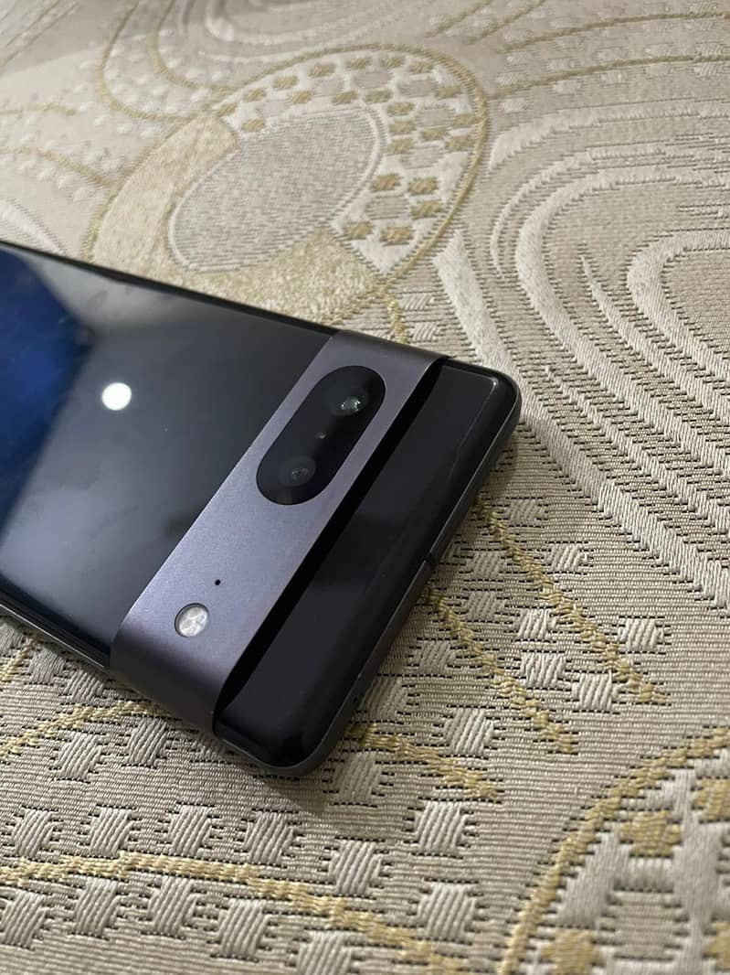 Google Pixel 7 6
