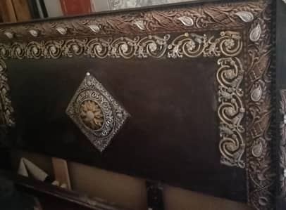 king bed