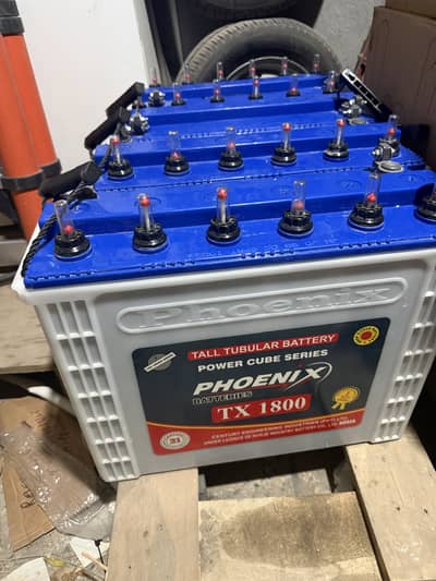 Phoenix 4 Batteries
