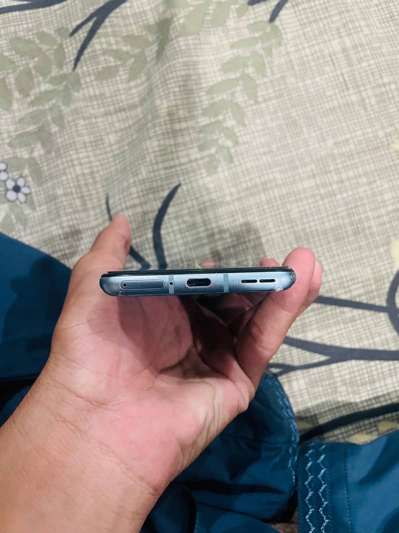 One Plus 9R 4
