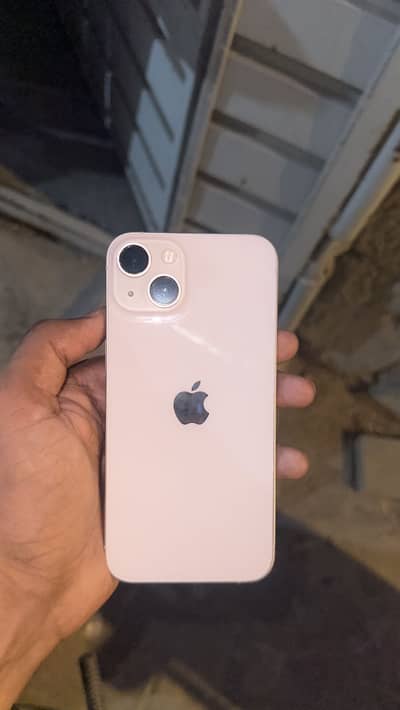 Apple iPhone 13