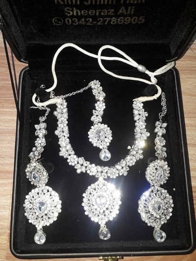 Jewellery sets