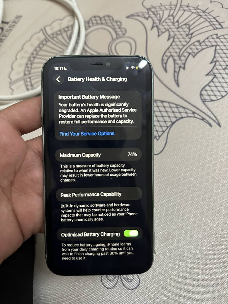 Apple iPhone 11 4