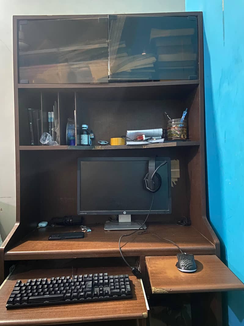 Computer Table with Shelf 1