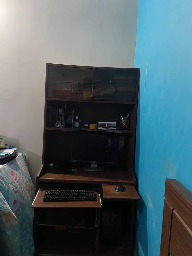 Computer Table with Shelf 3
